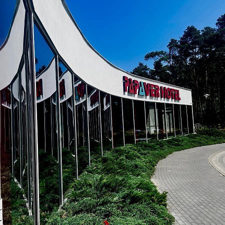 Papaver Hotel Slesin  Bagian luar foto